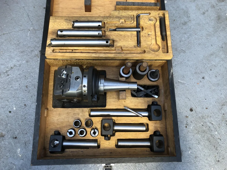 KKS UFB-4 Used NT40 Universal Boring & Facing Head Kit