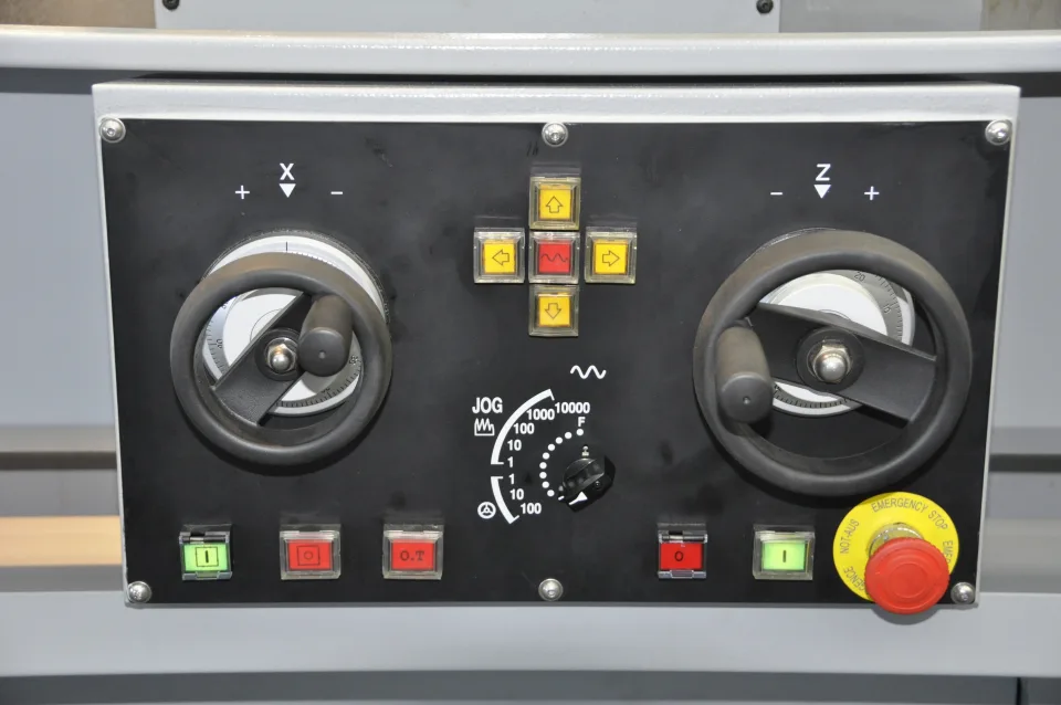 King Rich KR-BL480 Combination Manual / CNC Lathe