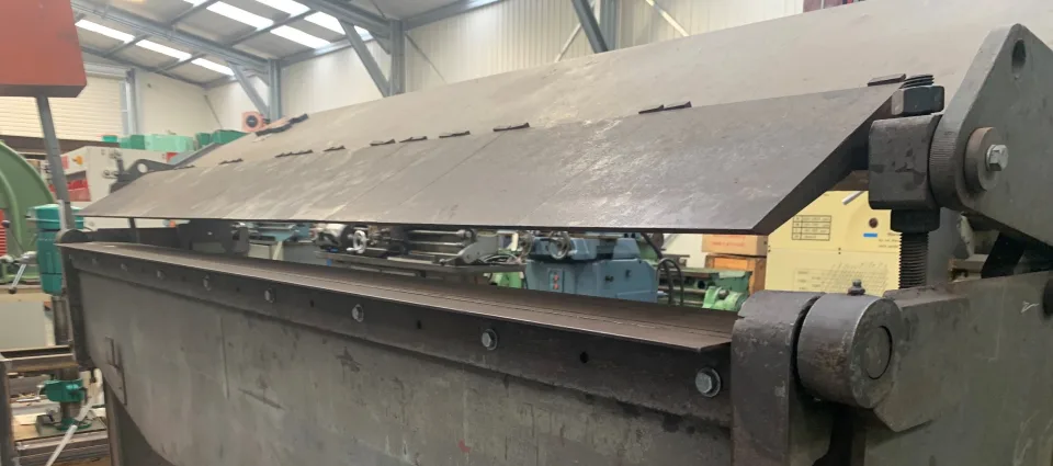 AMC 2450mm x 2mm Used Box & Pan Folder