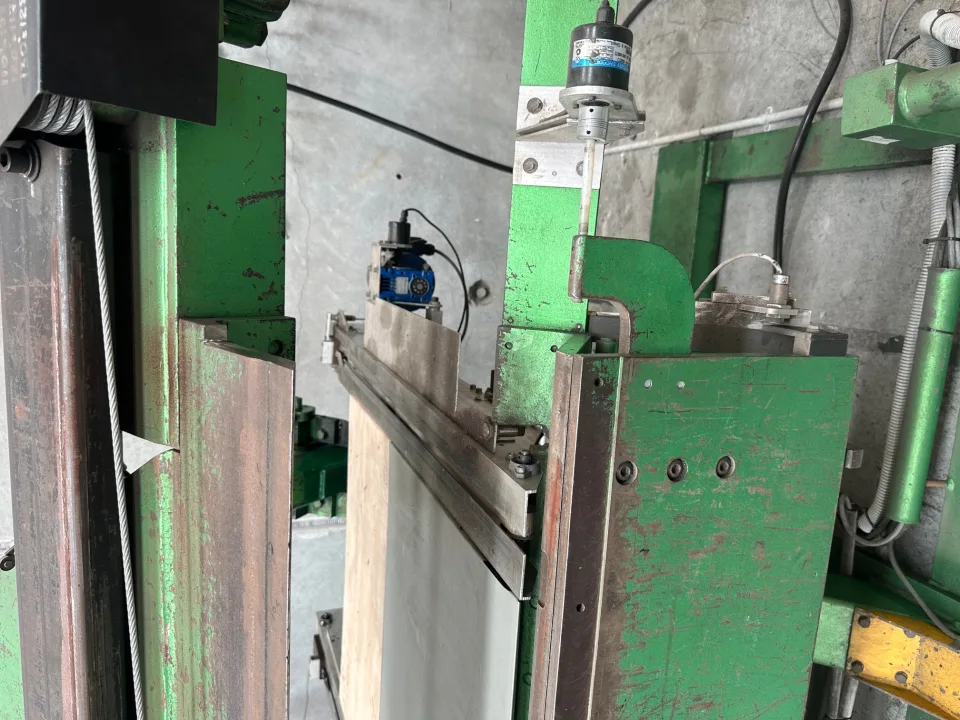 Used Imperial Folder Slitter 8m x 1.5mm