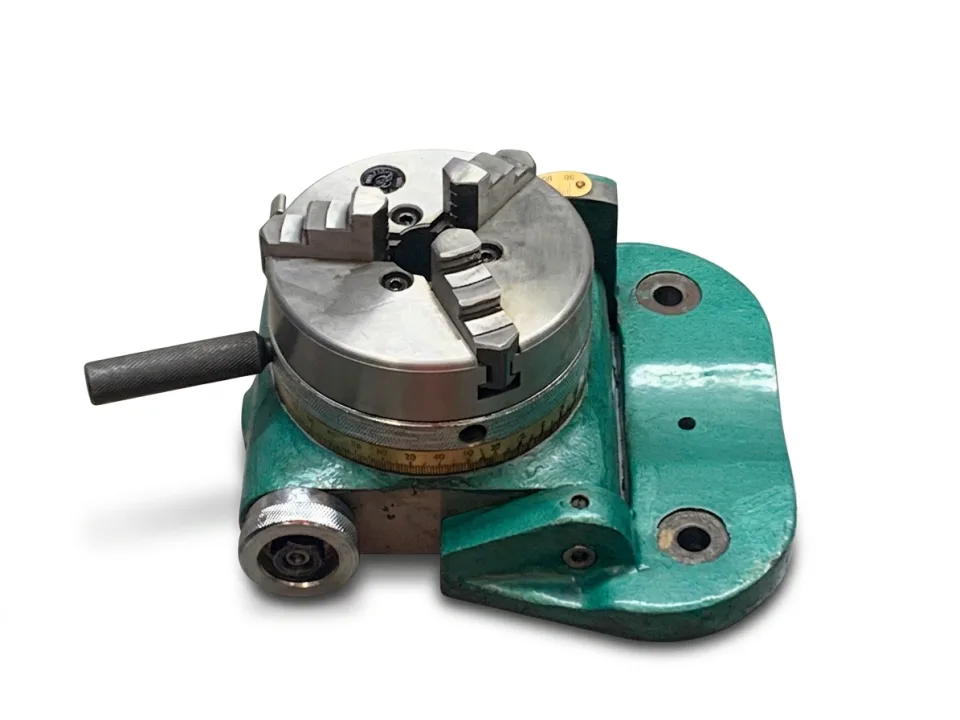 Universal Tilting & Indexing 110mm 3 Jaw Chuck