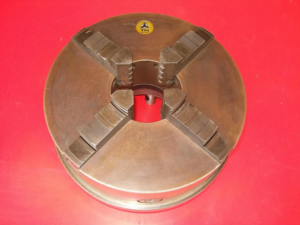 TOS Used 4 Jaw Self Centring Lathe Chuck