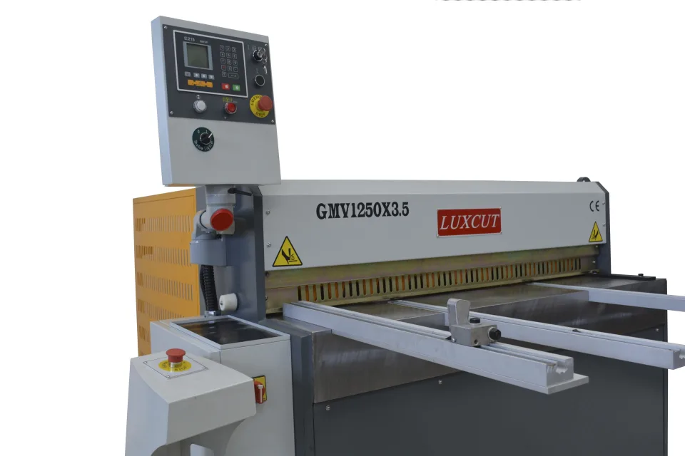 LUXCUT GMV1250x3.5 Electro Mechanical Shear