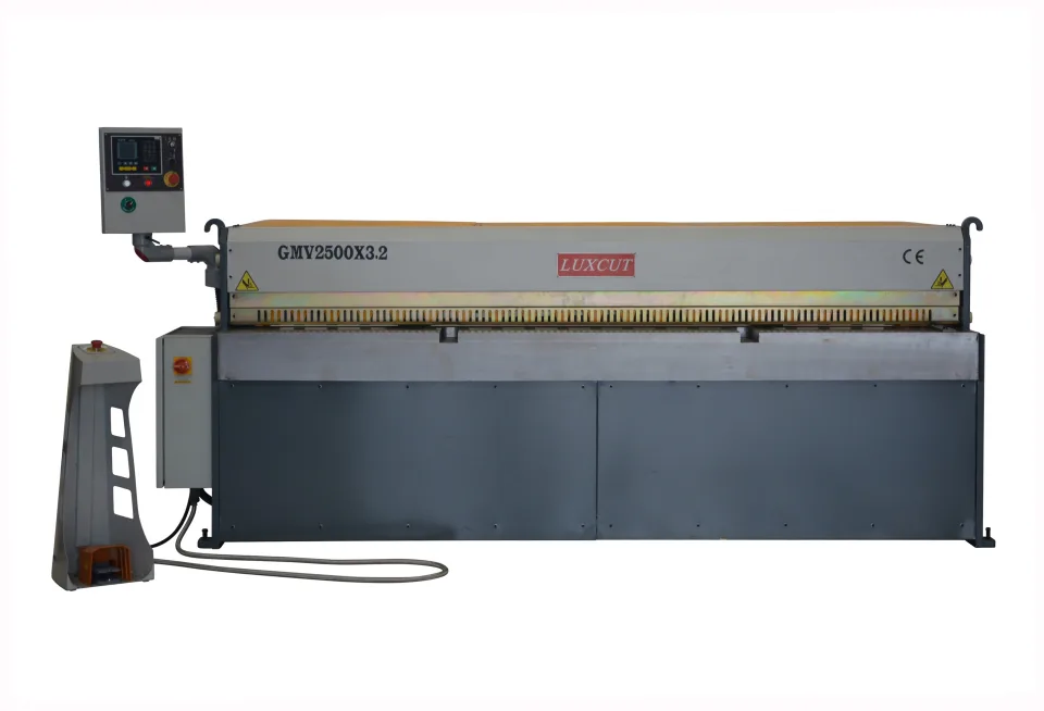 LUXCUT GMV2500x3.2 Mechanical Guillotine