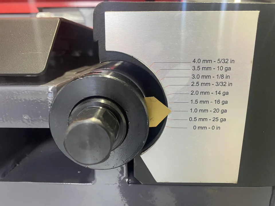 Falcon 2560/4FR NC Mechanical Guillotine Shear