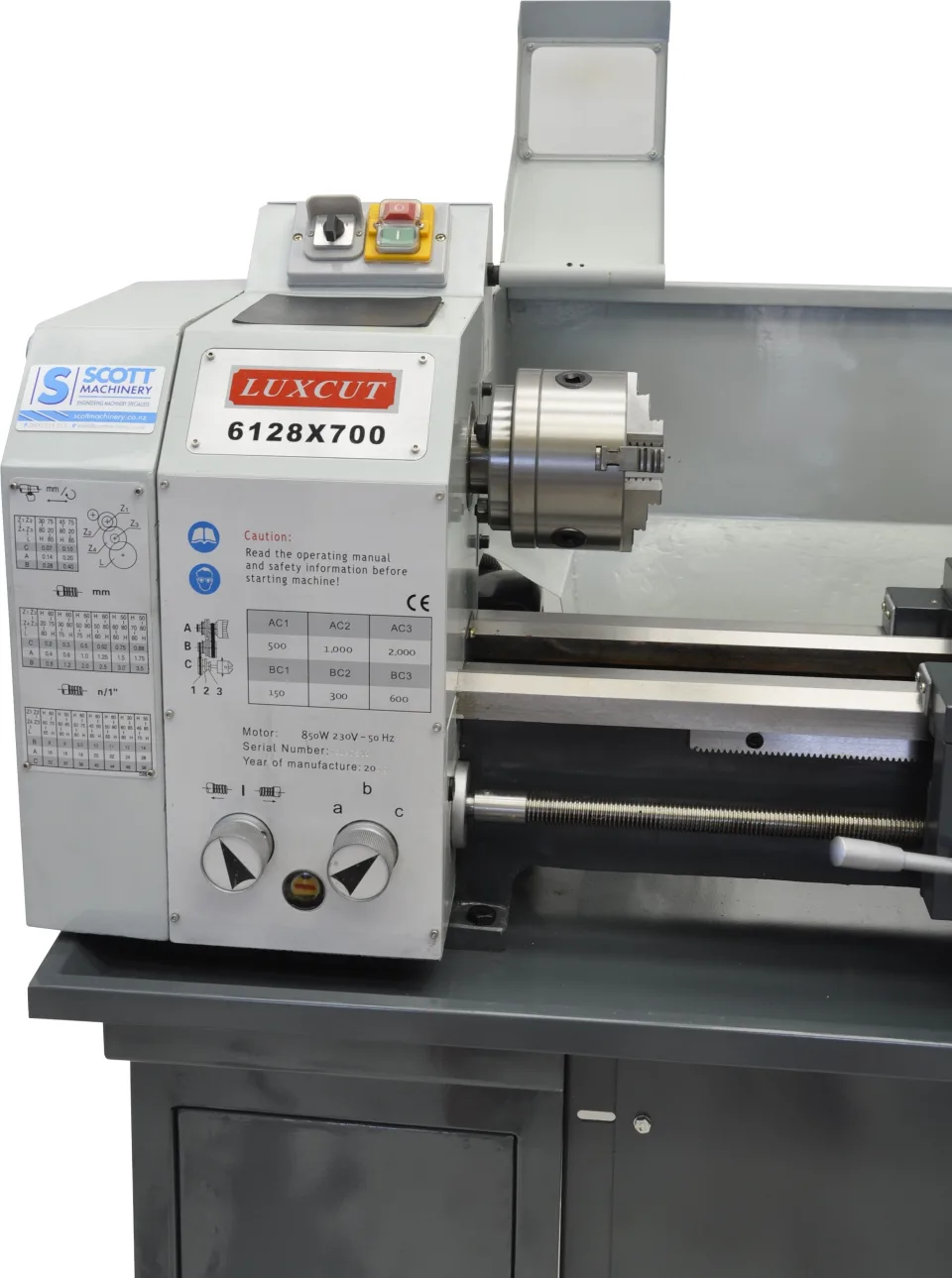 Luxcut 6128 x 700 Single Phase Lathe