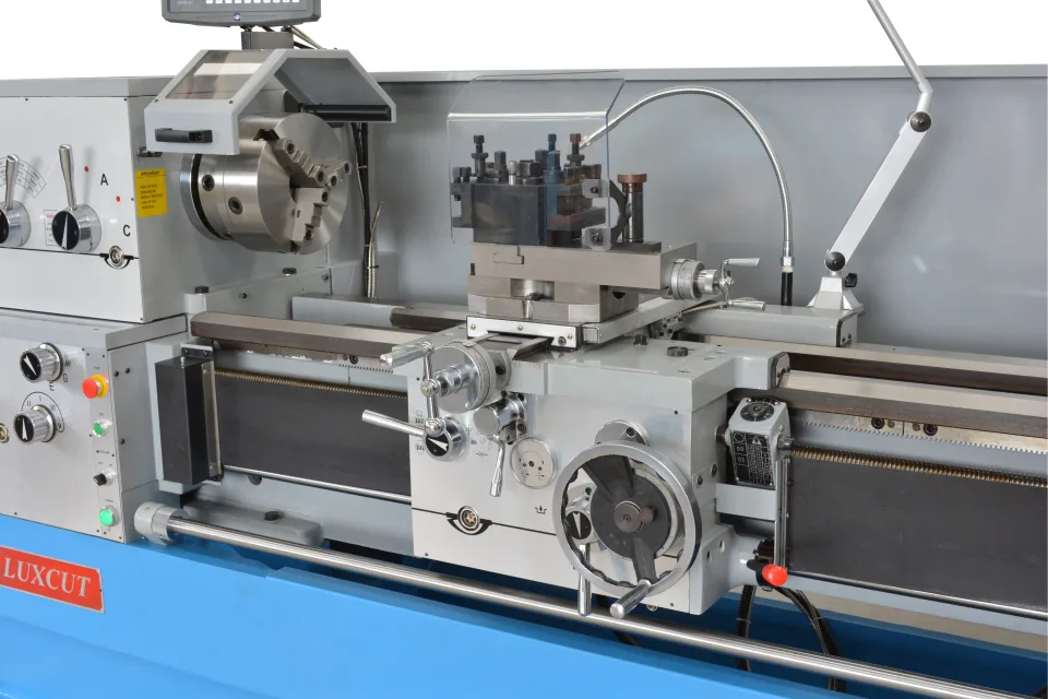 Luxcut Z460B x 1500 c/w 80mm bore Centre Lathe