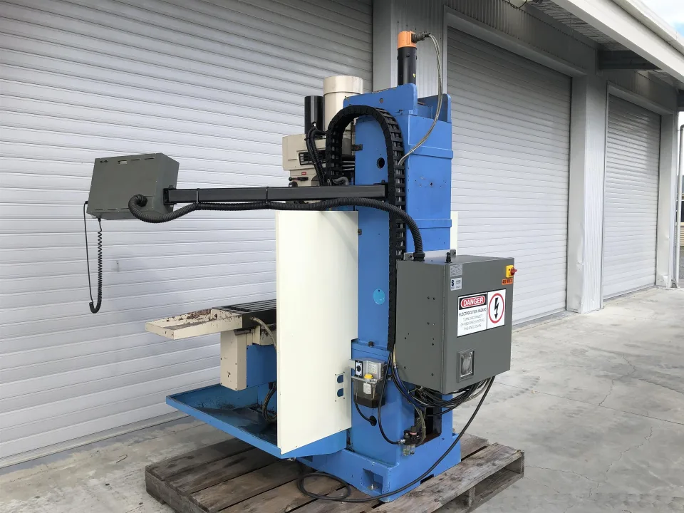 Luxcut BM-1040 Used CNC Machining Center