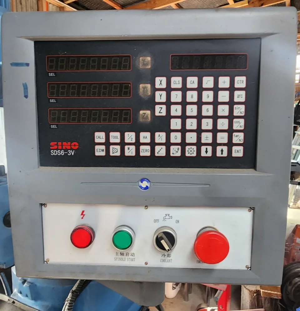 Used Luxcut TM-2VSL 3ph Turret Mill