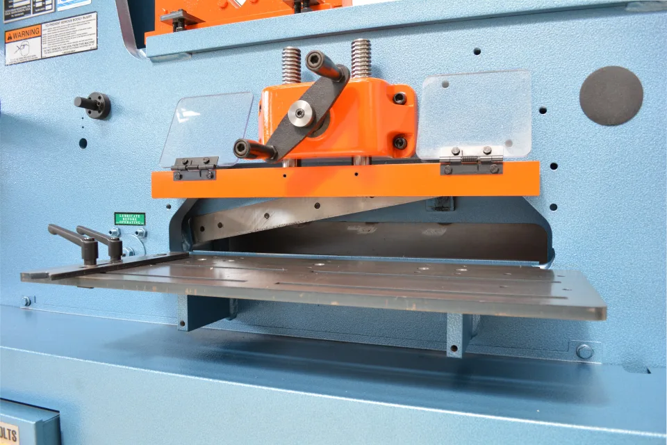 Scotchman 9012-24M Hydraulic Punch & Shearing Machine