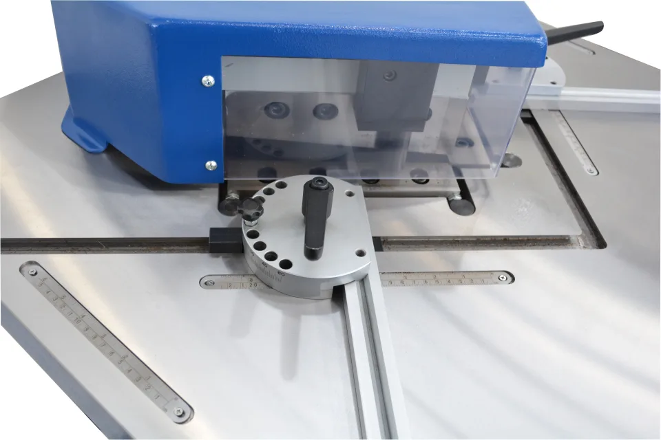Fintek HY-4 Hydraulic Fixed Angle Notcher