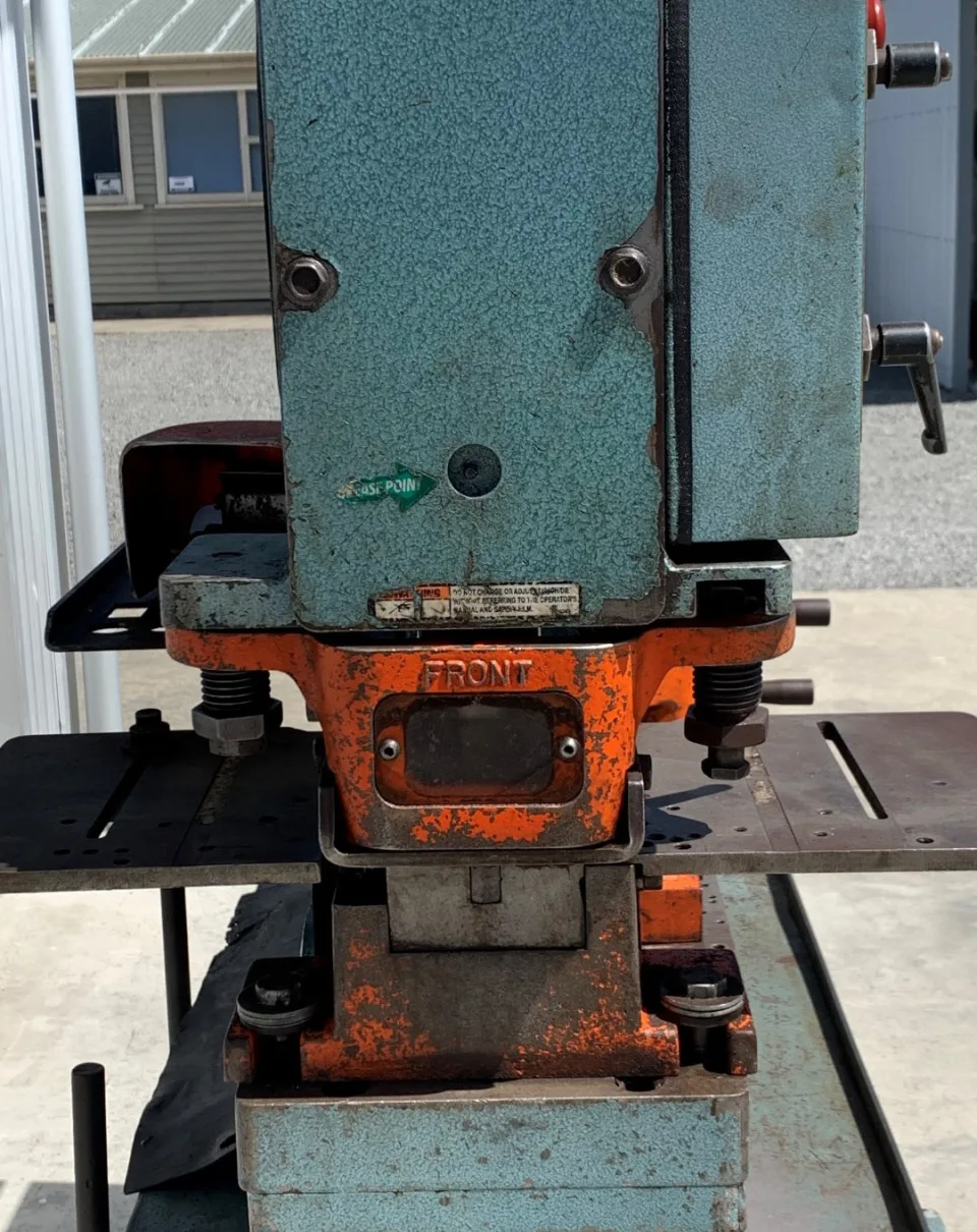 Scotchman 6509-24M Used Hydraulic Punch & Shear, 65 Ton