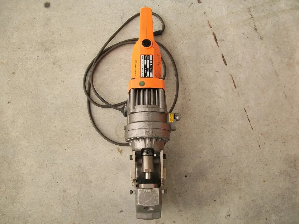 Diamond EP-2110V Used Electro-Hydraulic Mobile Punching Machine