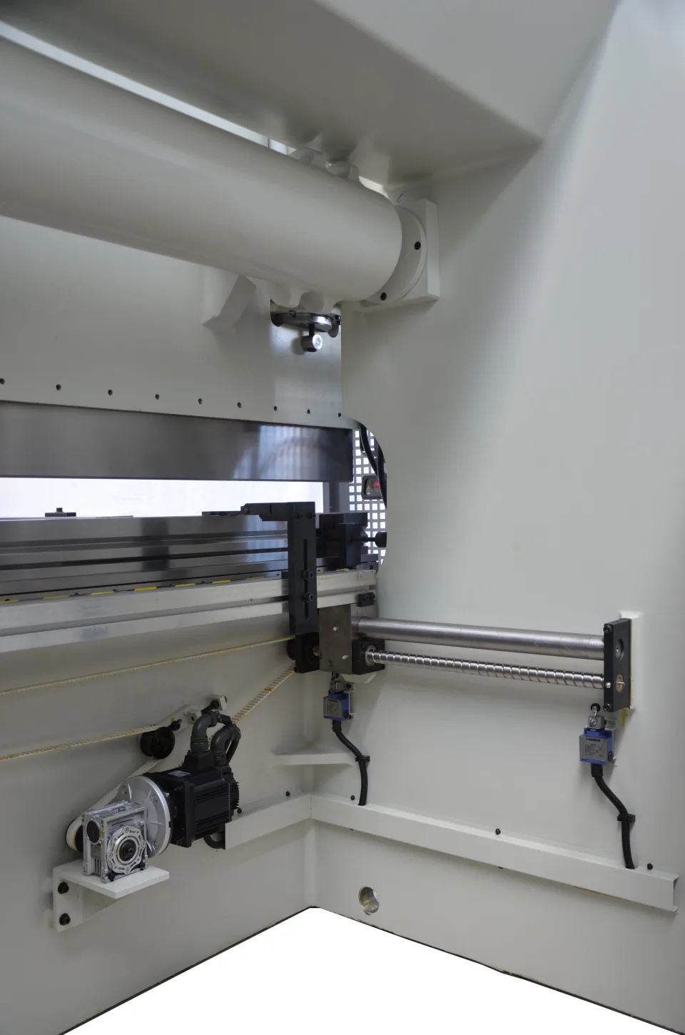 YSD PPTK 135/30 Hydraulic Pressbrake