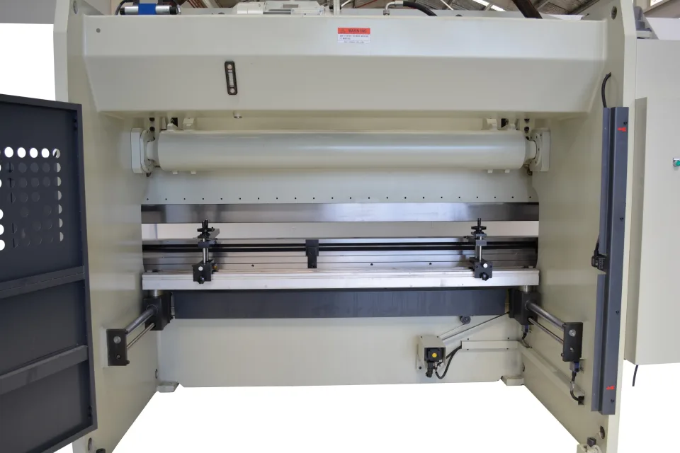 YSD PPTK 165/30 Hydraulic Pressbrake