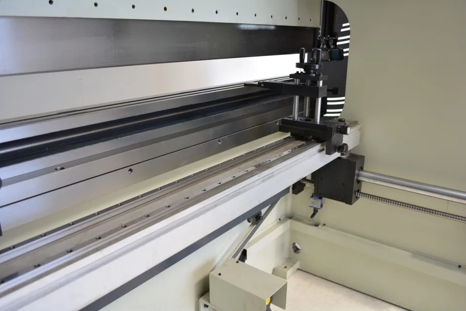 YSD PPTK 165/30 Hydraulic Pressbrake
