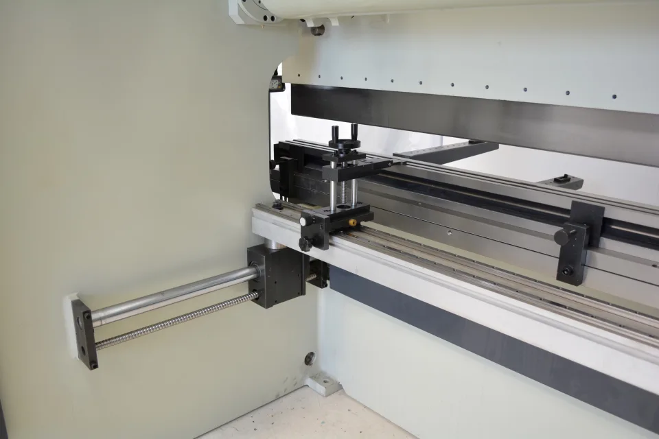 YSD PPTK 135/40 Hydraulic Pressbrake