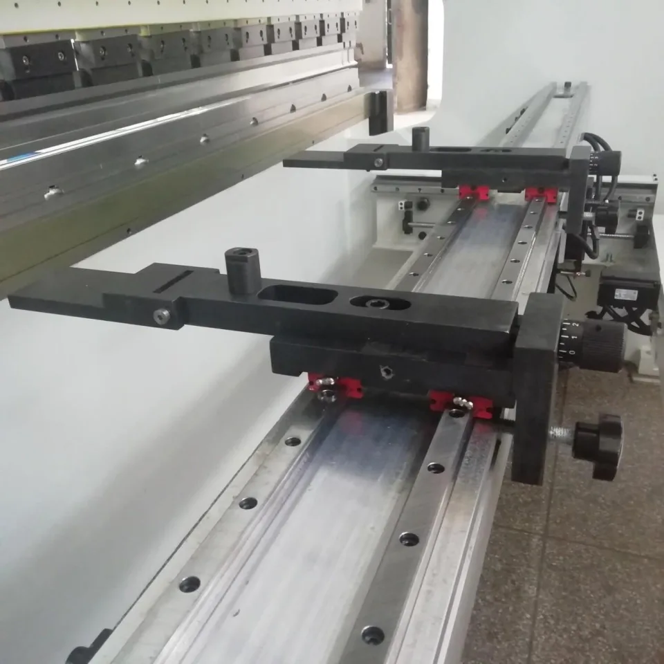 YSD PPEC165/32 Hybrid Servo Hydraulic Pressbrake