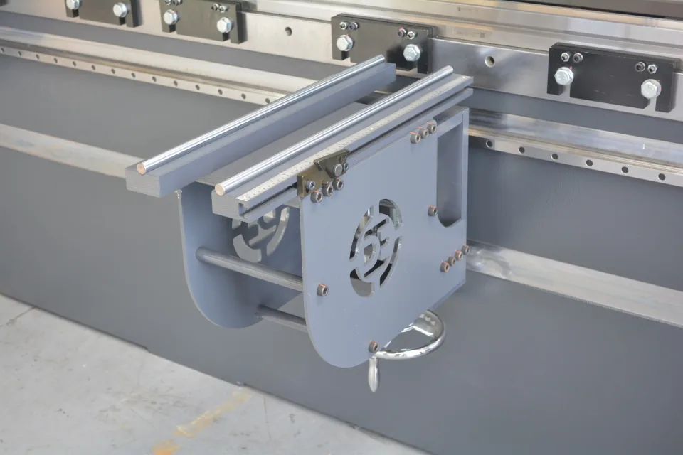 Dener CNC Smart XL 135-30 Hydraulic Pressbrake