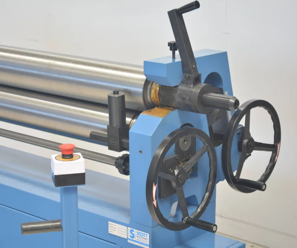 METALEX RM1550x4.5 Motorised Plate Rolls