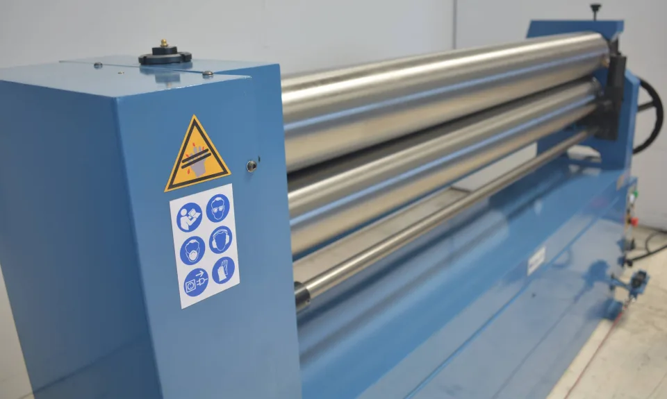 METALEX RM1550x4.5 Motorised Plate Rolls