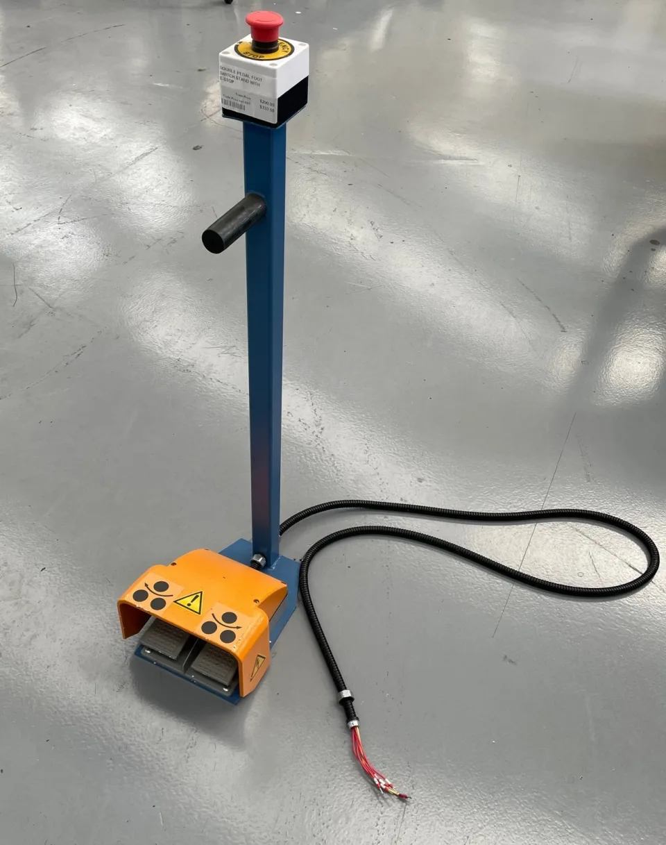 DOUBLE PEDAL FOOT SWITCH STAND WITH E-STOP & CABLE
