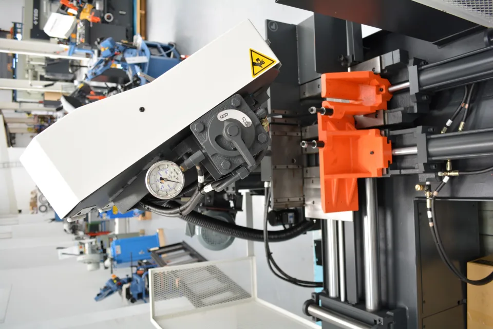 Cosen C-300NC Automatic Hinge Type Bandsaw
