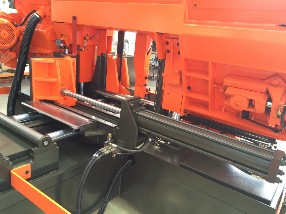 Cosen C-520NC CE Fully Automatic Double Column Bandsaw