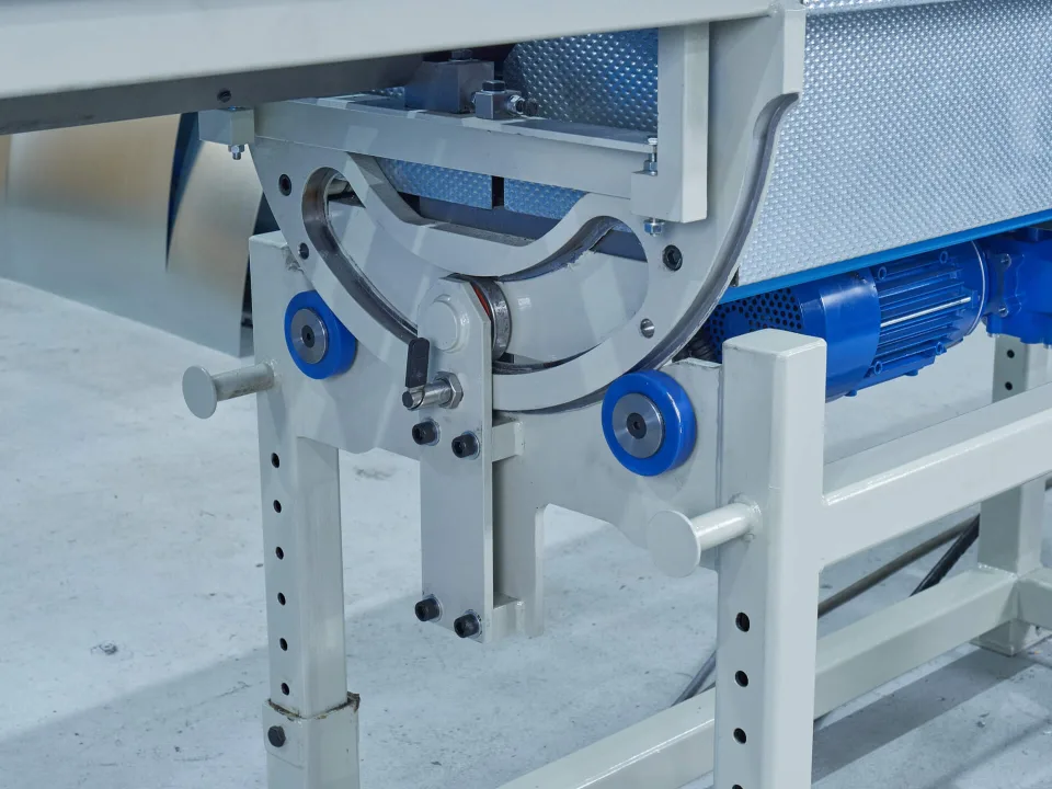 Spiro Firmac Nu-Loc MKV Duct Seam Closing Machine, 45 degree