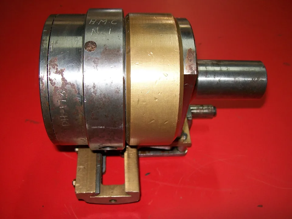 Coventry 1 1/2 inch Taper Die Head