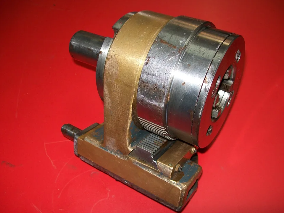 Coventry 1 1/2 inch Taper Die Head