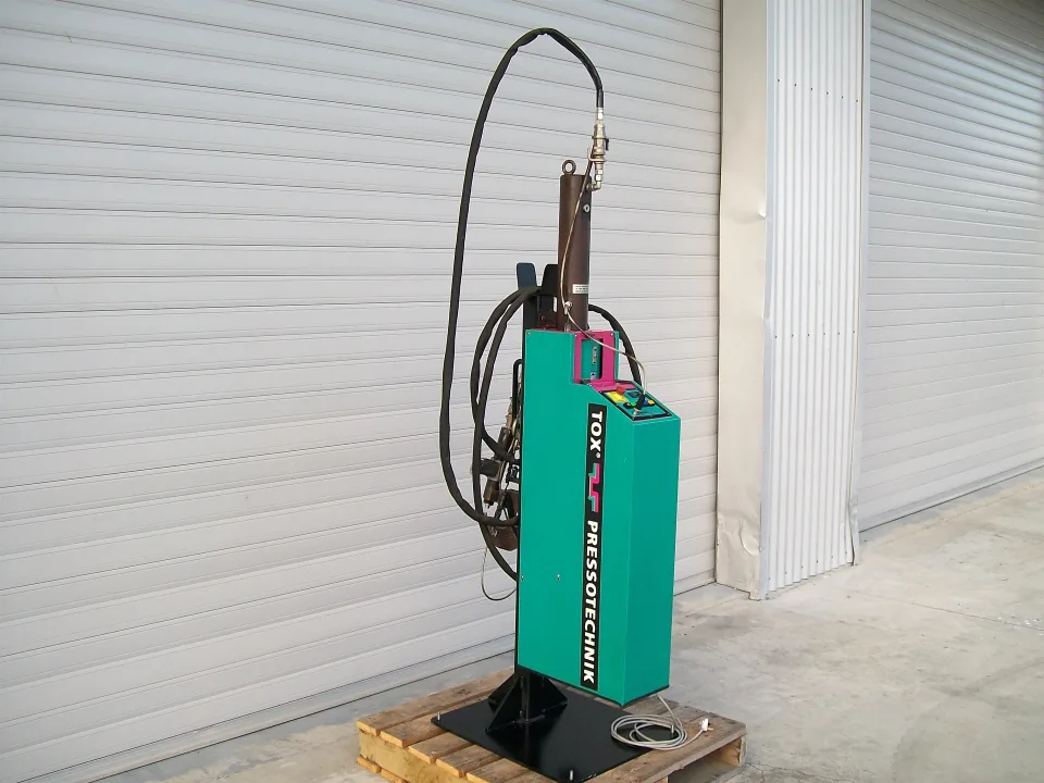 Used Tox Pressotechnik Sheet Metal Joining Machine